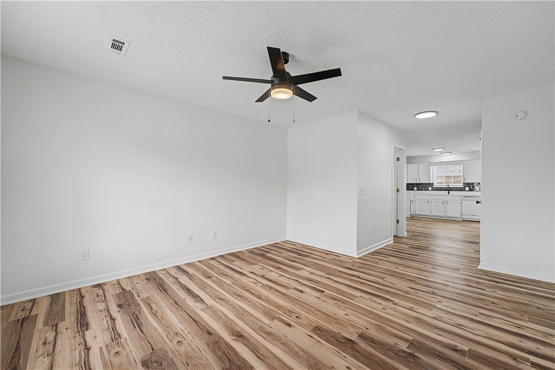 Carriage Square Sub Bentonville - Residential