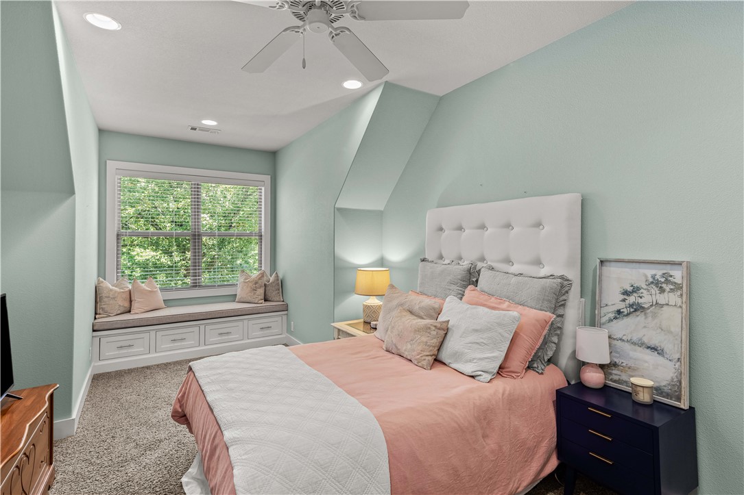 Oak Tree Centerton - Residential