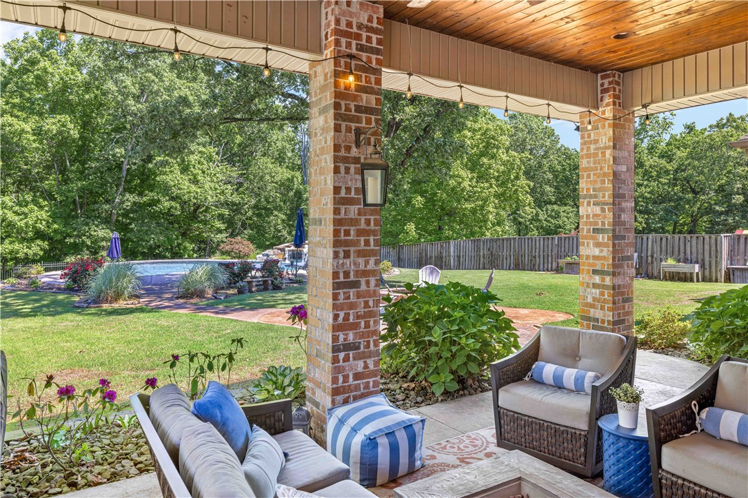 Oak Tree Centerton - Residential