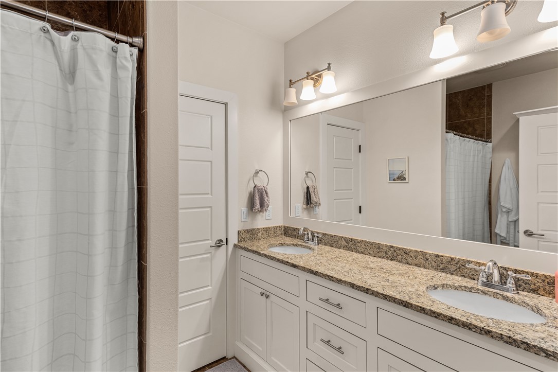 Oak Tree Centerton - Residential