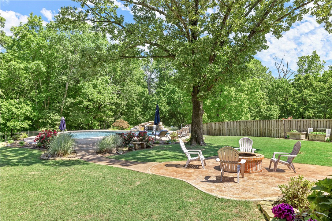 Oak Tree Centerton - Residential