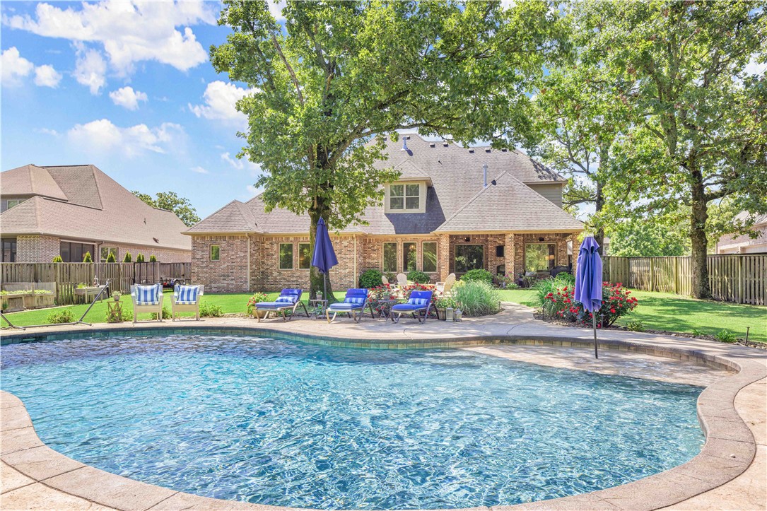 Oak Tree Centerton - Residential