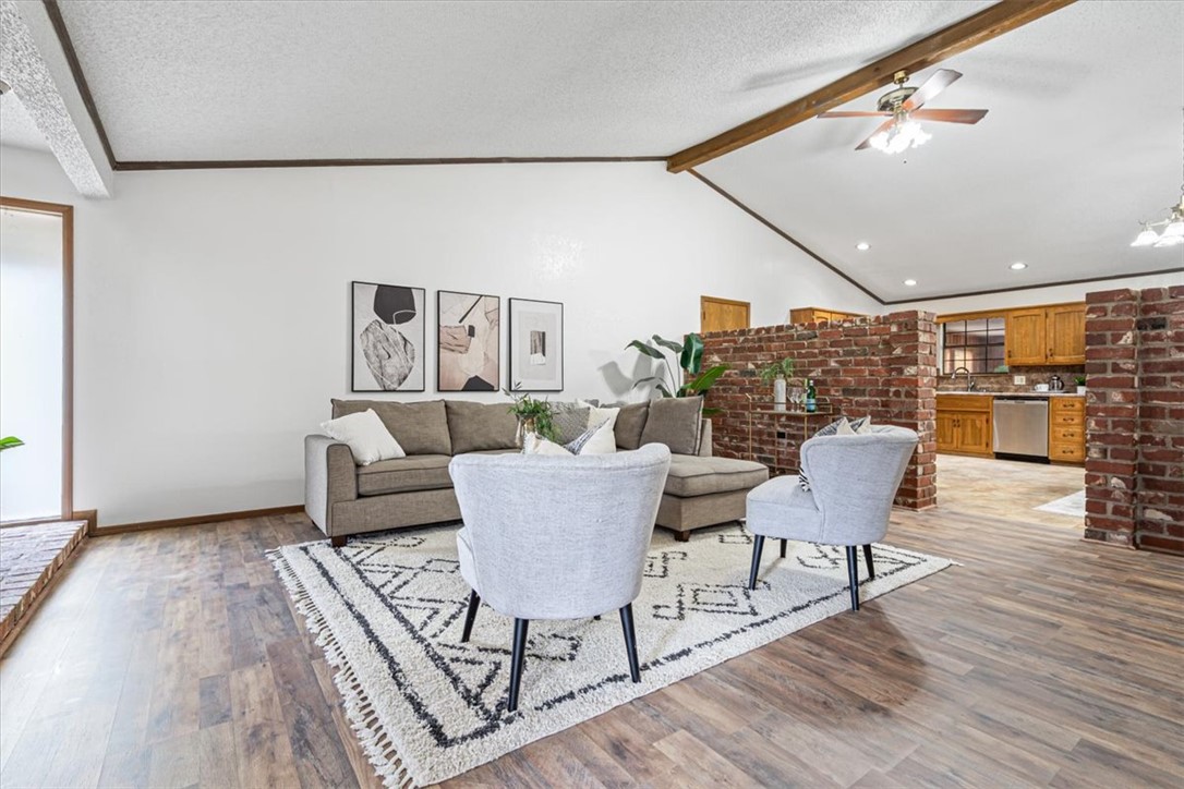 Hickory Hills Sub Siloam Spgs - Residential