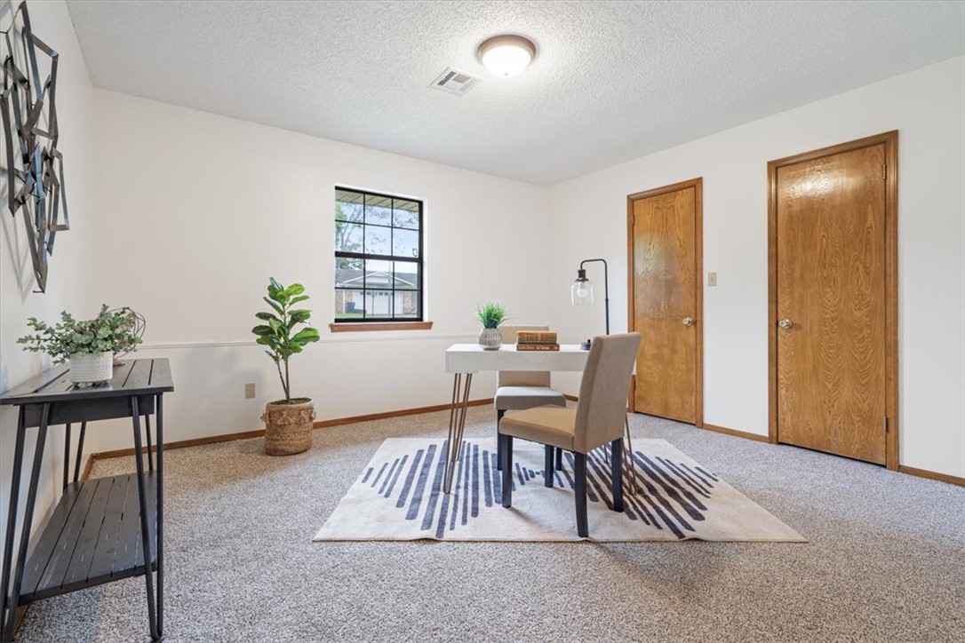 Hickory Hills Sub Siloam Spgs - Residential
