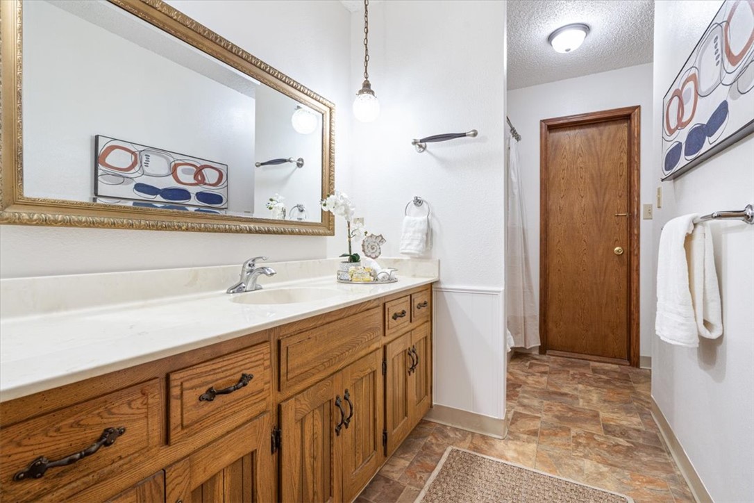 Hickory Hills Sub Siloam Spgs - Residential