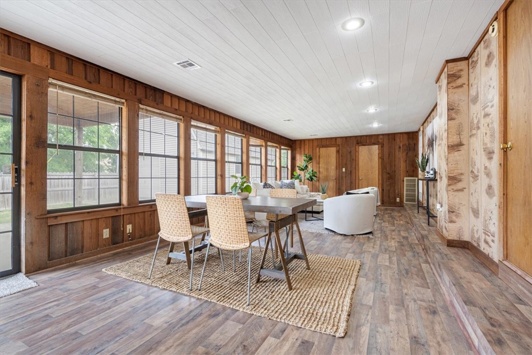 Hickory Hills Sub Siloam Spgs - Residential