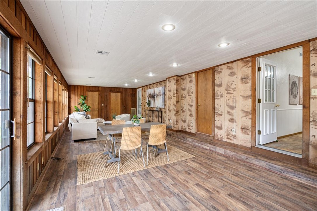 Hickory Hills Sub Siloam Spgs - Residential