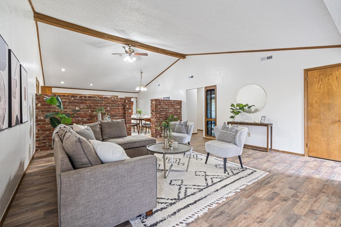 Hickory Hills Sub Siloam Spgs - Residential