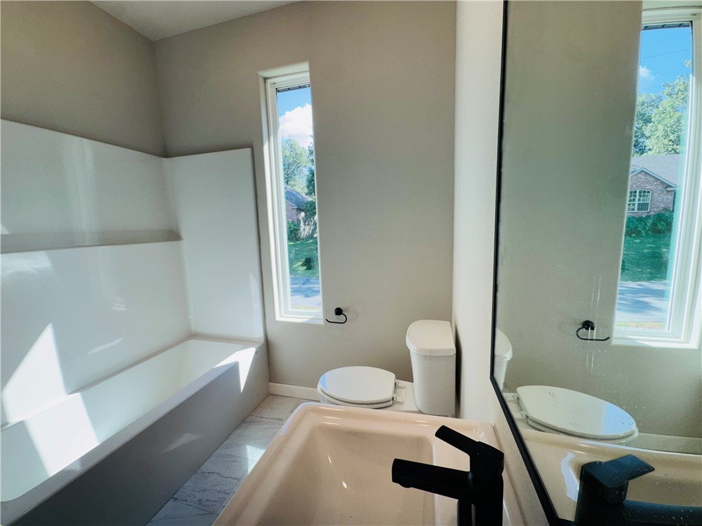 East Riding Sub Bvv - Residential Lease