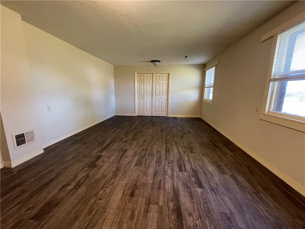 - - Residential Lease