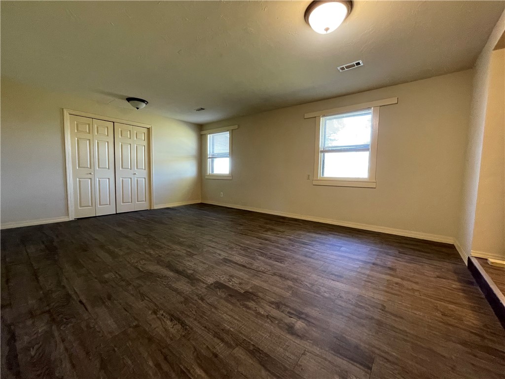- - Residential Lease