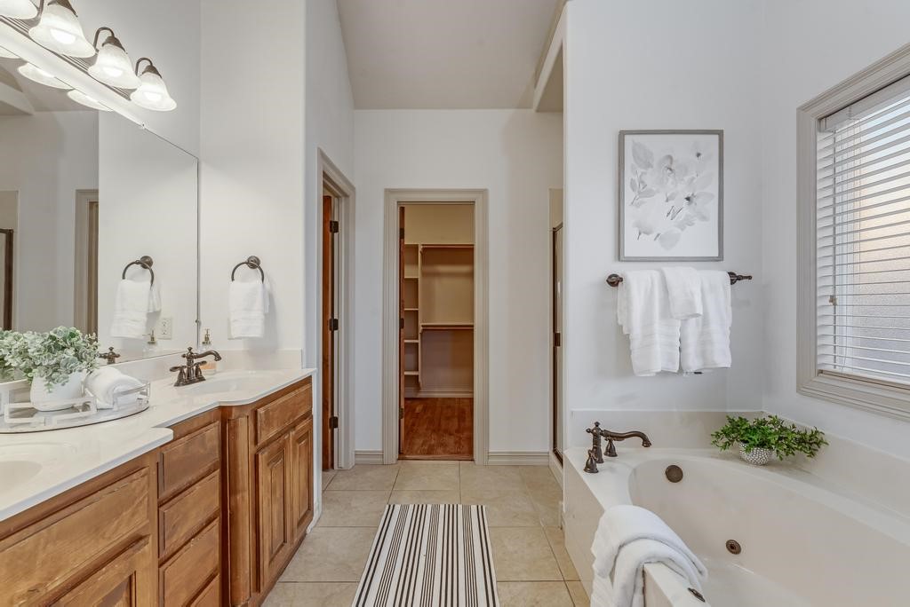 Lochmoor Club Sub Bentonville - Residential