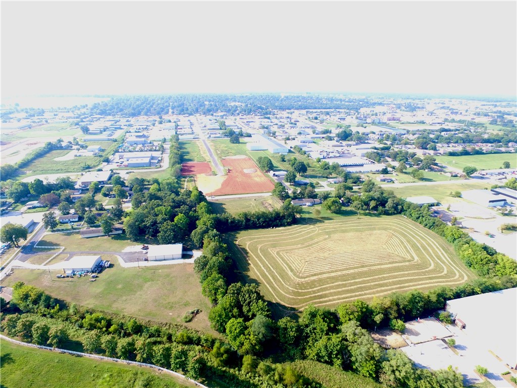 Springdale Outlots - Land
