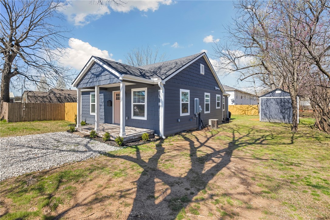 Houts Add - Residential