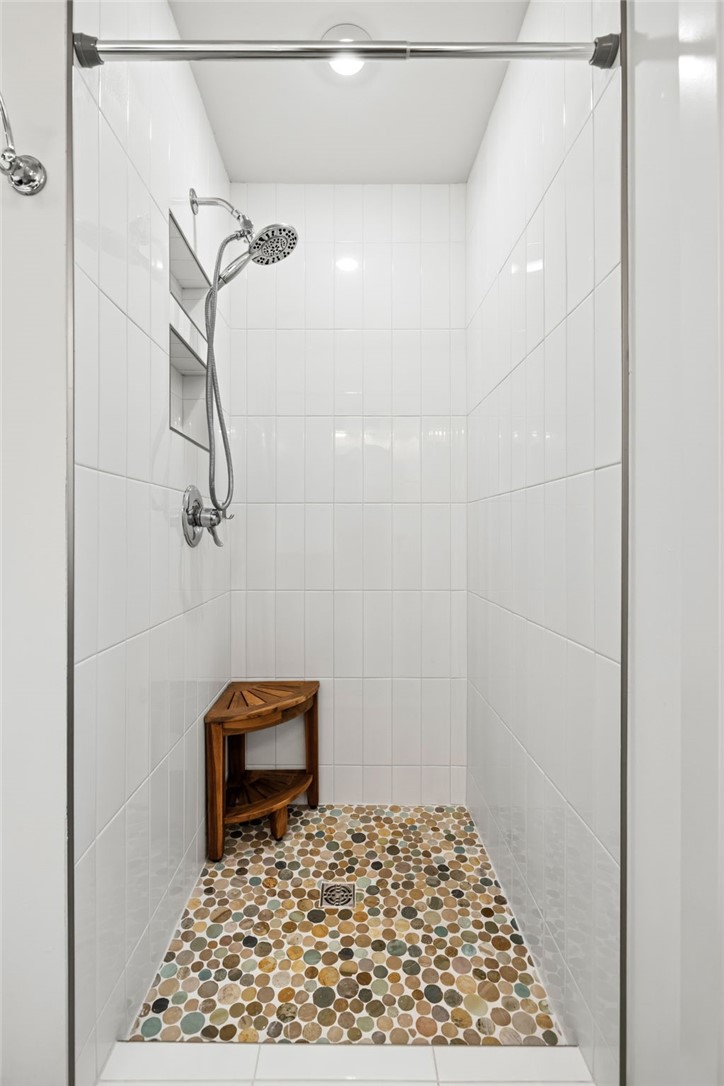 Houts Add - Residential