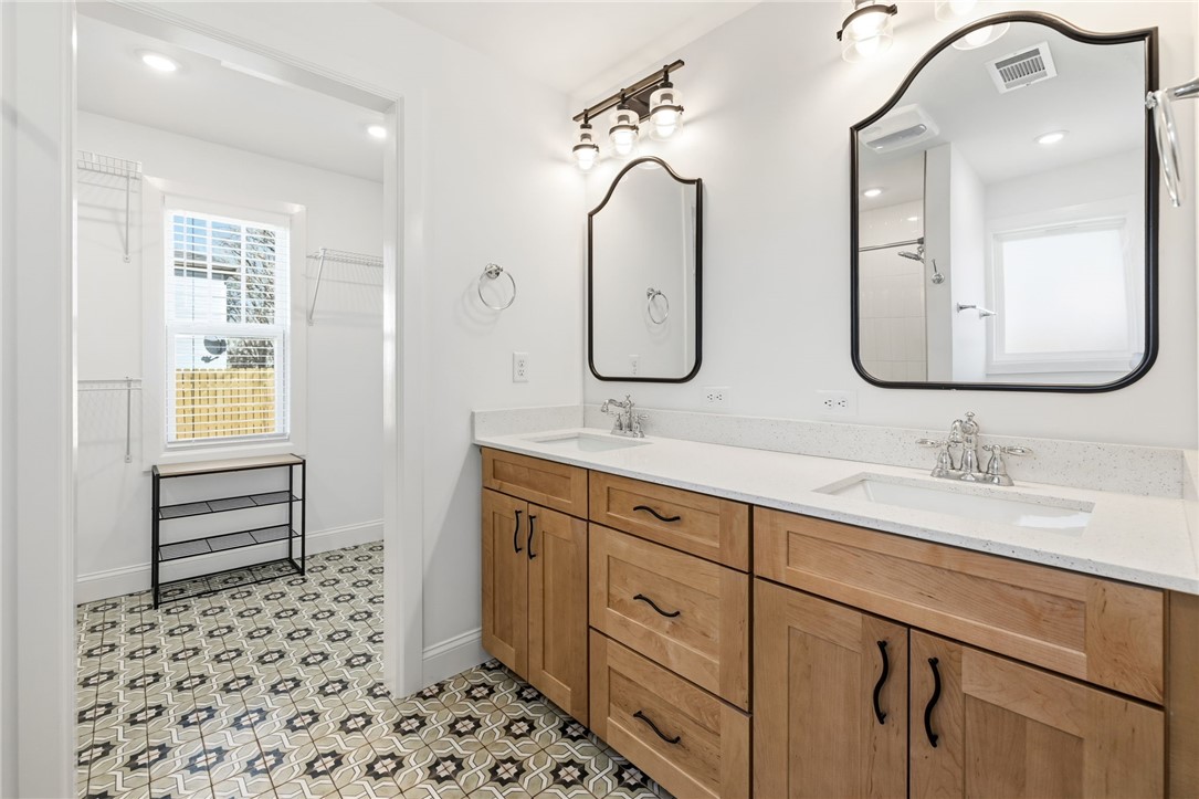 Houts Add - Residential