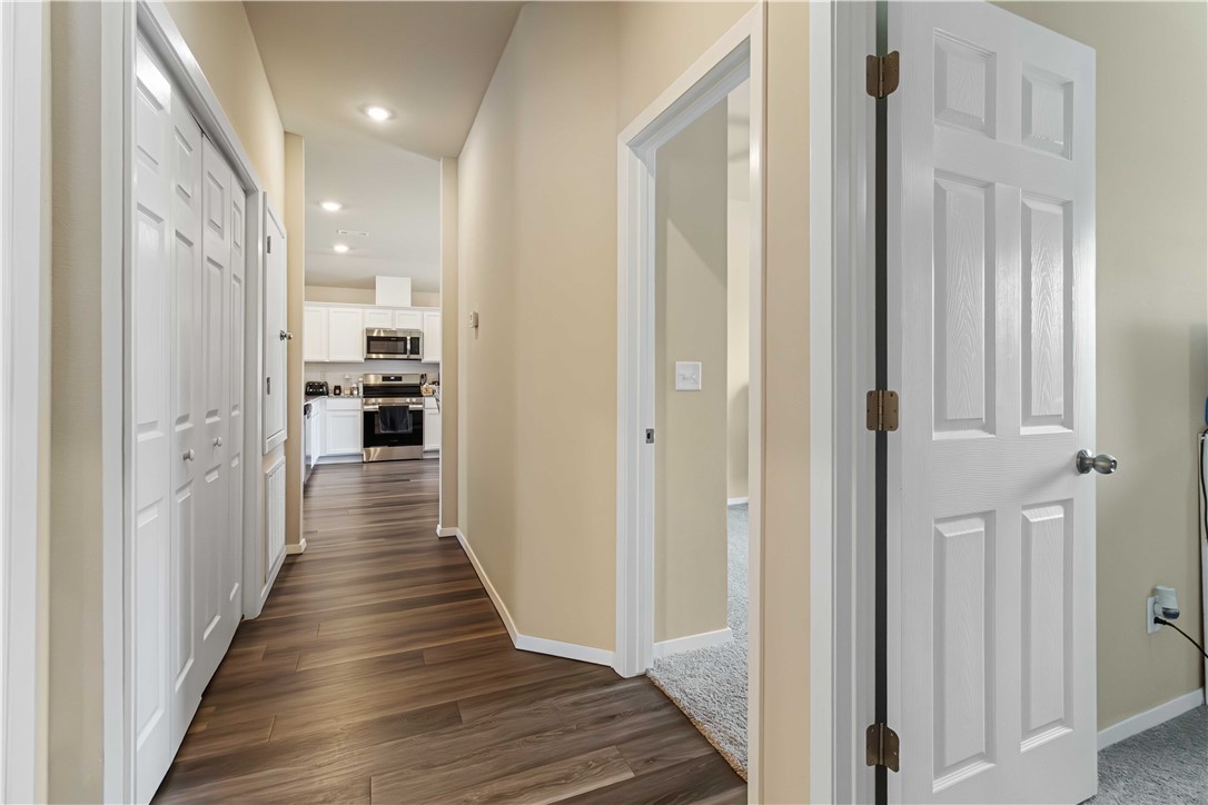 Willow Creek Ph 1 Rogers - Residential