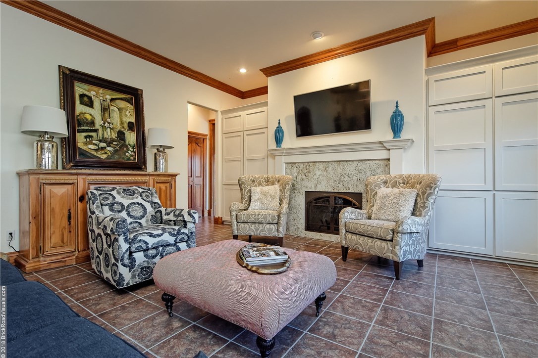 Estates At 45 East - Residential