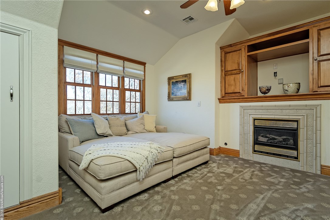 Estates At 45 East - Residential