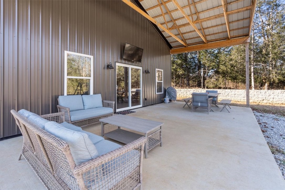 17-16-27 - Residential