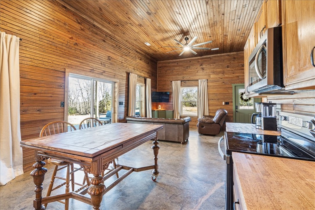 17-16-27 - Residential