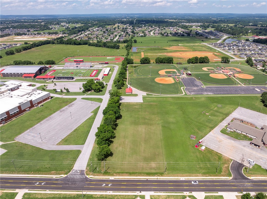 Farmington Outlots 2008 Annex - Commercial Sale