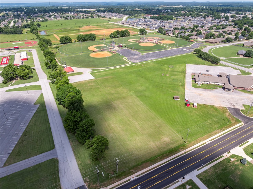 Farmington Outlots 2008 Annex - Commercial Sale