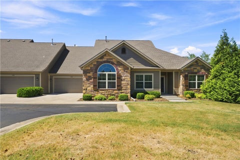 Photo of 2400 SW Sierra Terrace, Bentonville, AR 72713 (MLS # 1359547)
