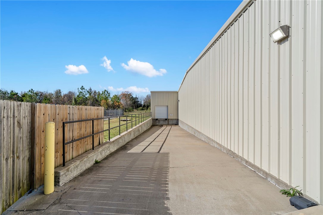 MUSIC GROUPS ADD-SILOAM SPRINGS - Commercial Lease