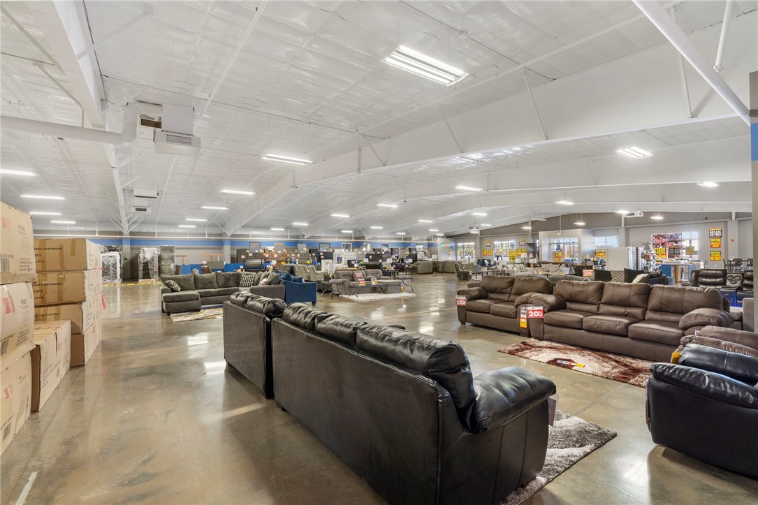 MUSIC GROUPS ADD-SILOAM SPRINGS - Commercial Lease
