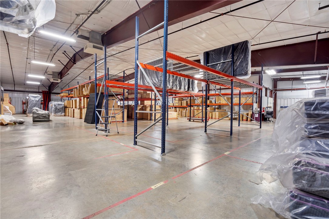 MUSIC GROUPS ADD-SILOAM SPRINGS - Commercial Lease