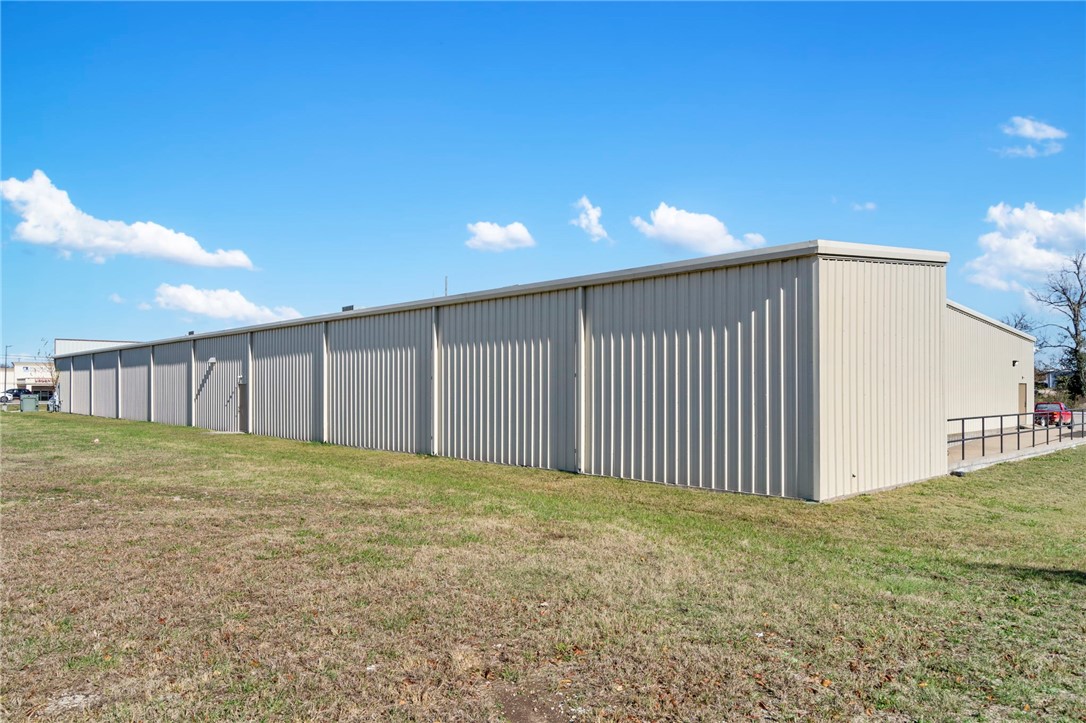 MUSIC GROUPS ADD-SILOAM SPRINGS - Commercial Lease