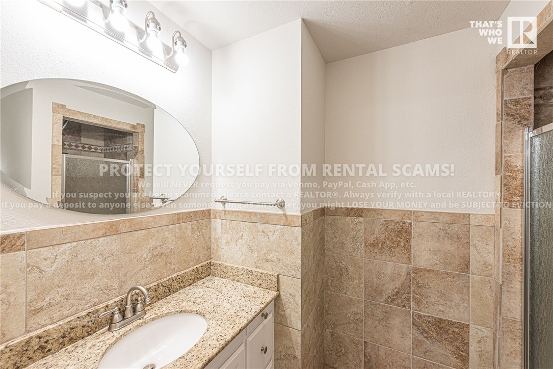 18-17-27 - Residential Lease