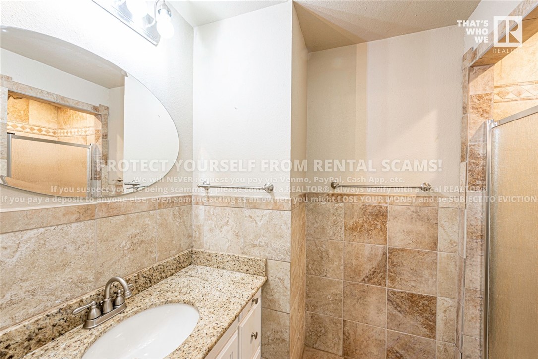 18-17-27 - Residential Lease