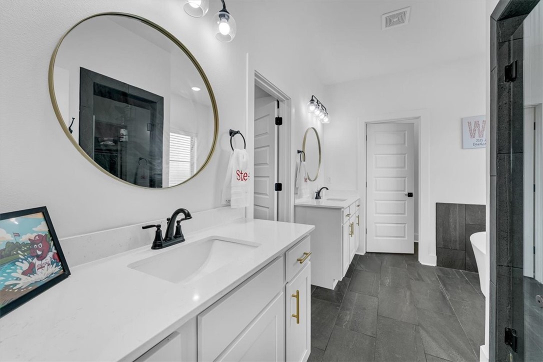 Towne West Sub Ph Vi - Residential