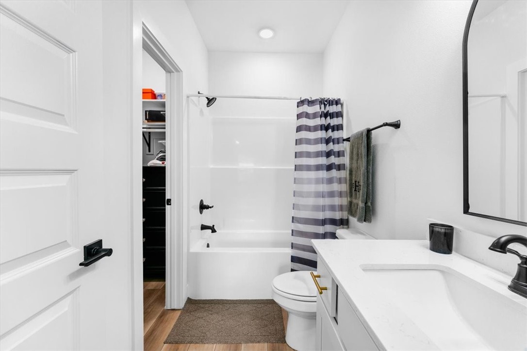 Towne West Sub Ph Vi - Residential