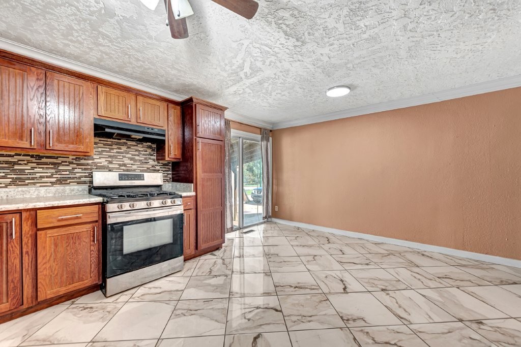 31-18-33-SILOAM SPRINGS - Residential