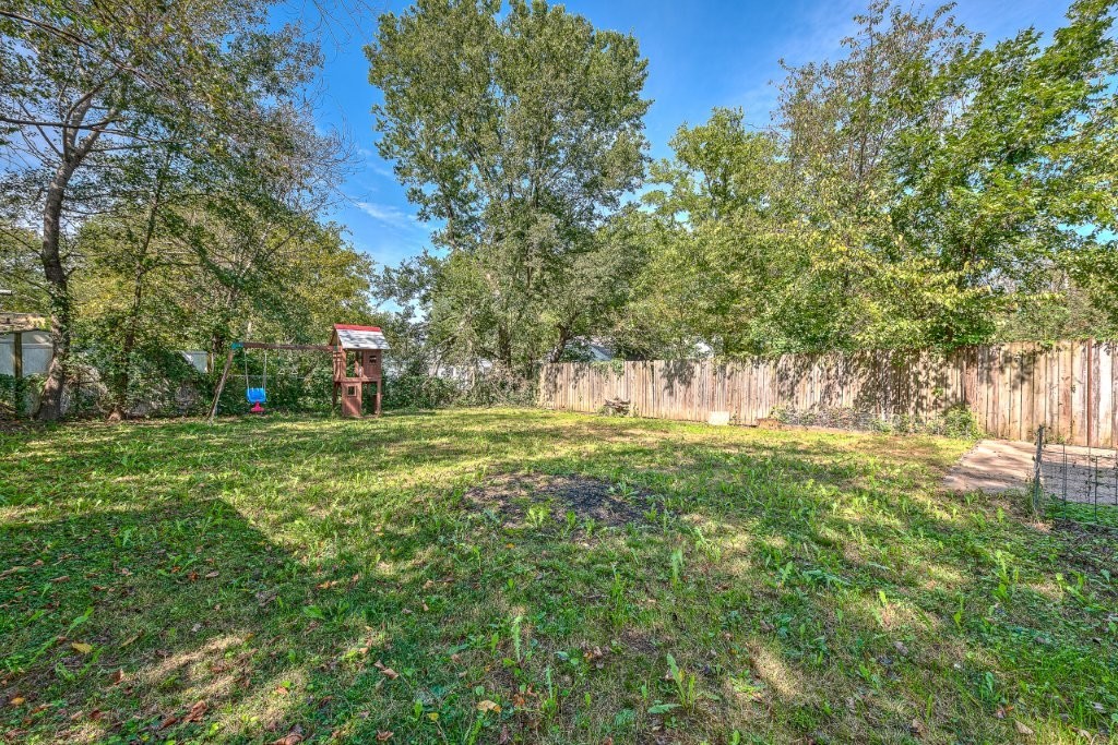 31-18-33-SILOAM SPRINGS - Residential
