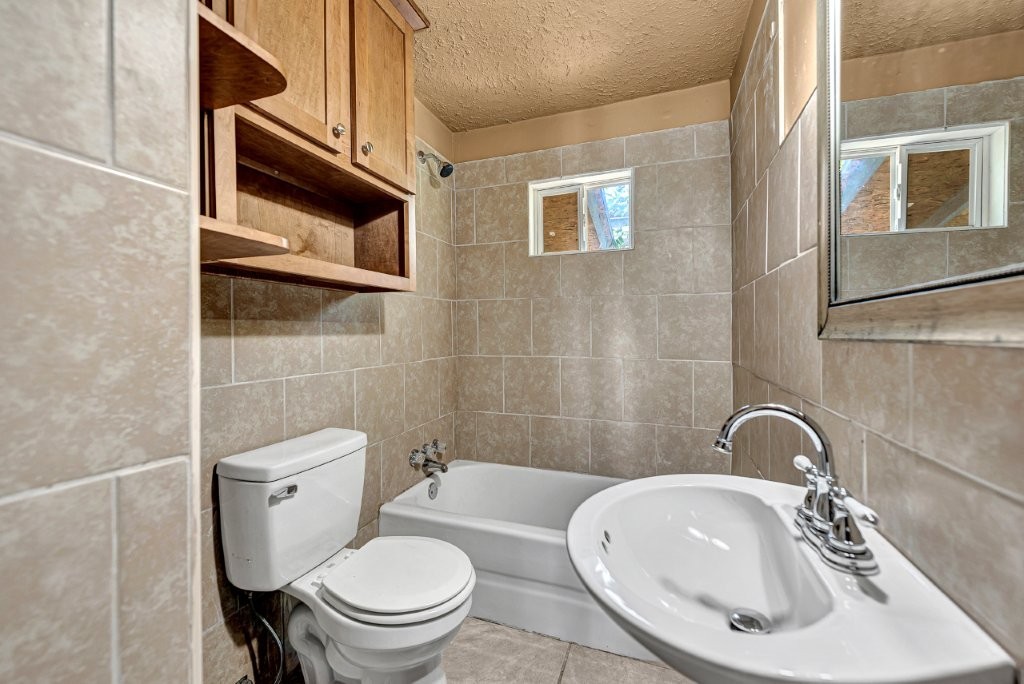 31-18-33-SILOAM SPRINGS - Residential