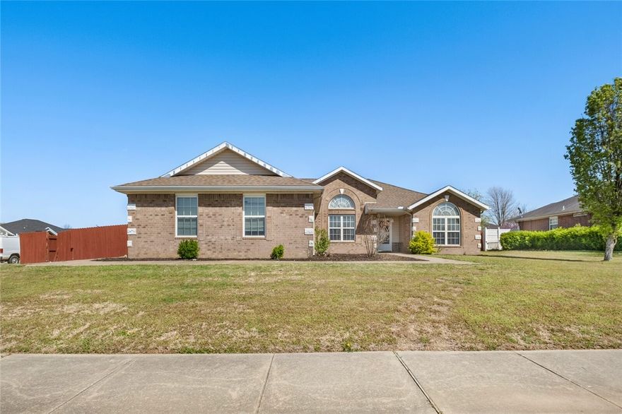 Situated on a spacious 0.3-acre corner lot in Bentonville’s desirable Windwood subdivision, this updated 3-bedroom, 2-bath home offers 1,845 sq ft of comfortable living with a semi-open living space, and a split floor plan. Built in 2003 and thoughtfully updated, the home features an eat-in kitchen, formal dining room, cozy corner fireplace, and a side-entry garage. The backyard is a private retreat with an in-ground vinyl pool providing a lot of potential for family fun or entertaining friends. Recent upgrades include a new HVAC system (2022), garbage disposal (2023), smart thermostat, rain shower in the master bath, and updated blinds. Located just minutes from local schools, parks, and shopping, this home blends comfort, convenience, and outdoor enjoyment.