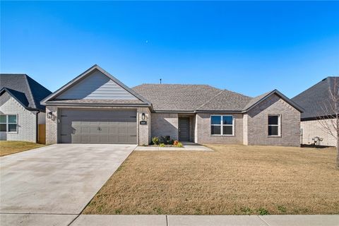 Photo of 4669 W Triangle Street, Fayetteville, AR 72704 (MLS # 1327600)