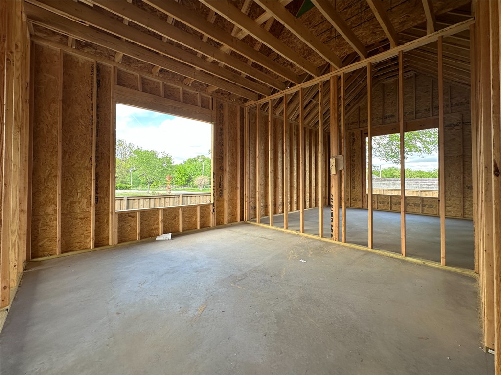 County Line Square - Residential