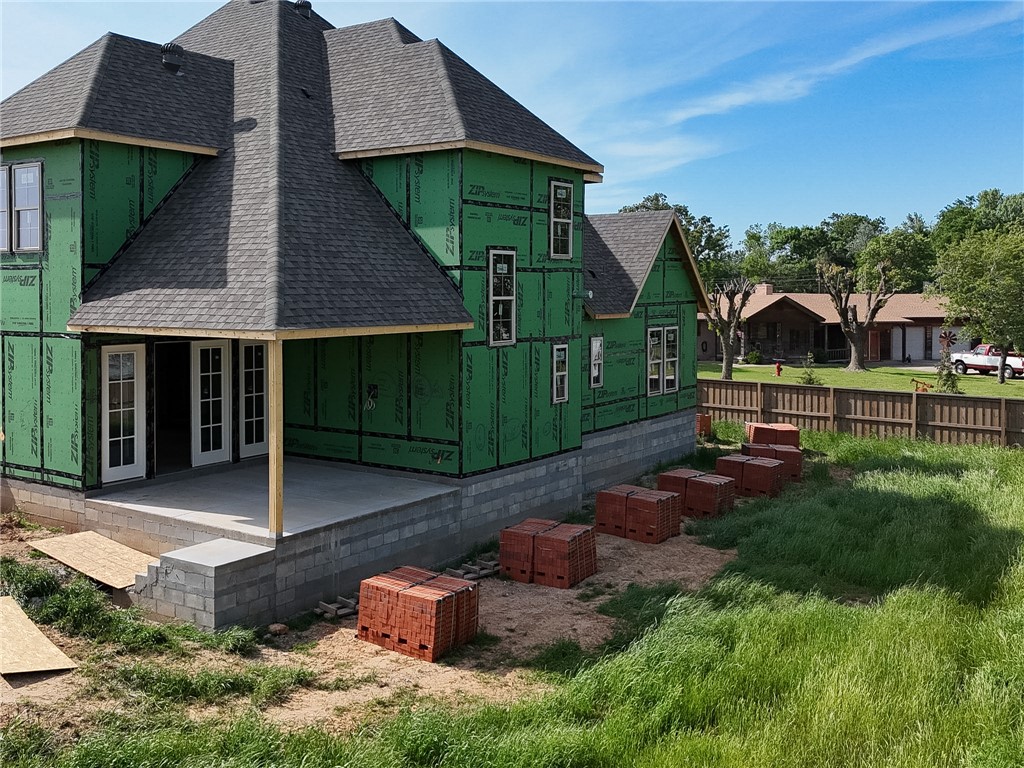 County Line Square - Residential