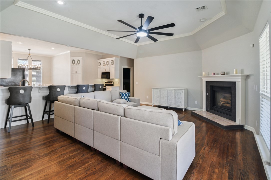 Woods Creek - Residential Lease