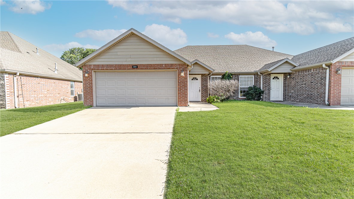 Copper Oaks Centerton - Residential Lease