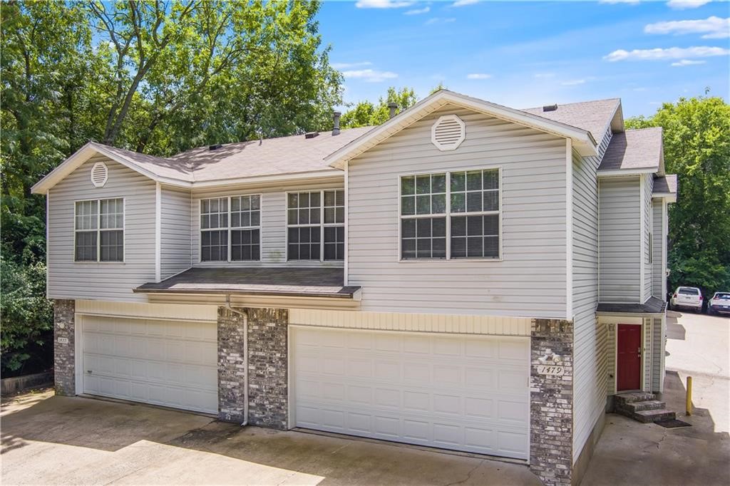 Introducing a charming 3 bedroom, 2 full bath home located in the desirable neighborhood of Fayetteville, AR. This spacious home features a large master suite, perfect for relaxation and privacy. The extra large upstairs landing provides additional living space for your convenience. Enjoy the tranquility of the private back patio, ideal for outdoor gatherings or simply unwinding after a long day. Situated close to campus, this home is perfect for students looking for a comfortable and convenient living space. Don't miss out on the opportunity to call this student-friendly house your new home.