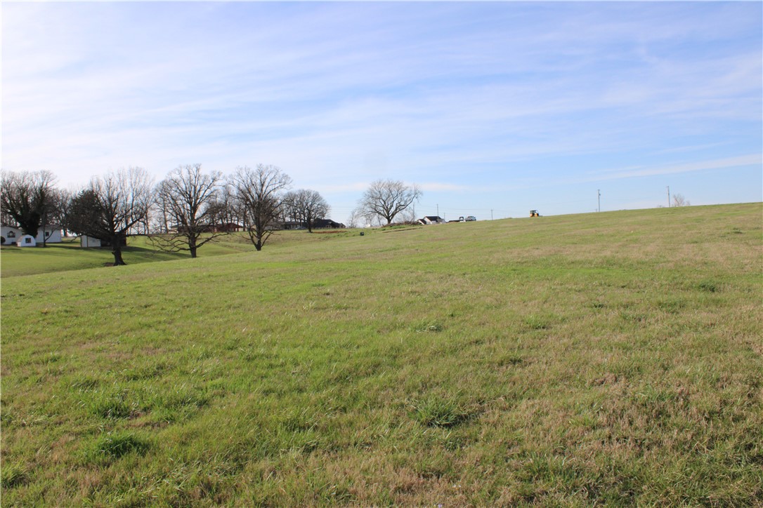 Northern Trace - Land