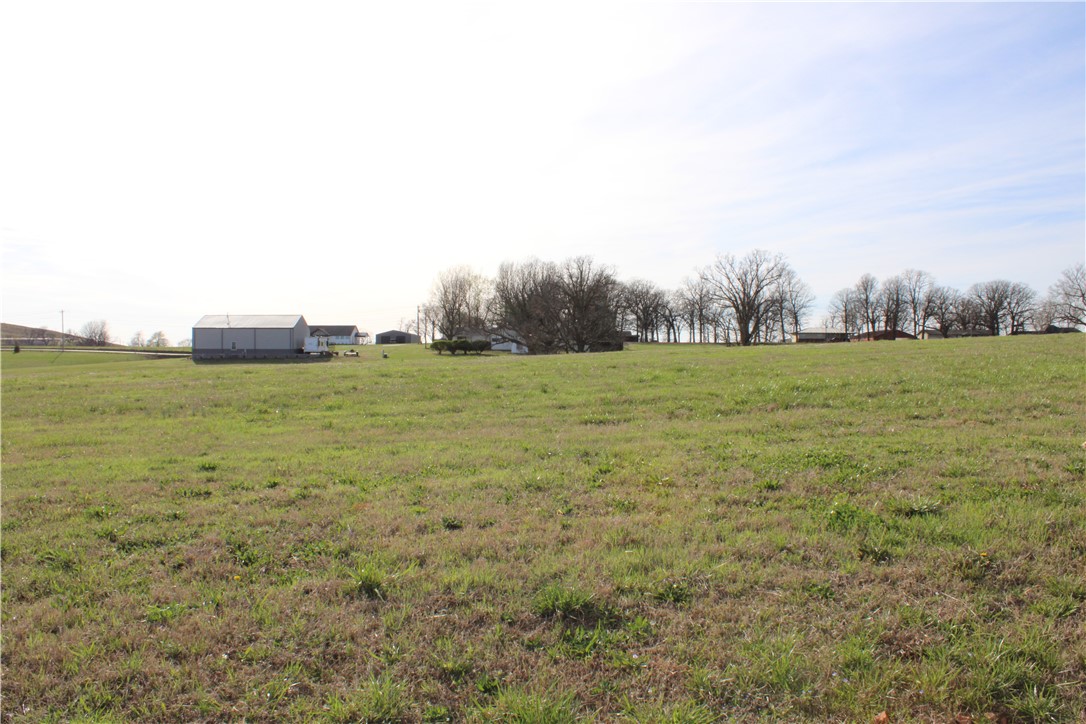 Northern Trace - Land