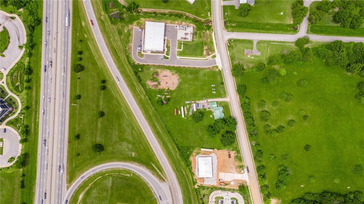 Springdale Outlots - Land