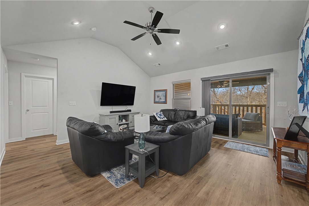 Jura Sub Bvv - Residential